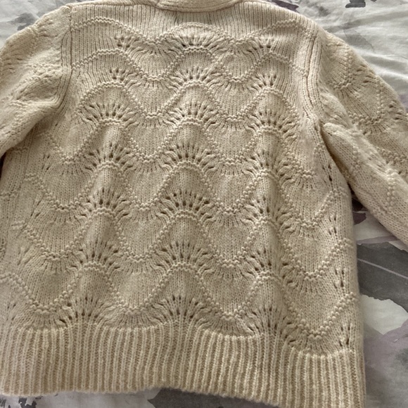 Knit cardigan size medium - Picture 3 of 3